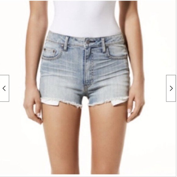 Aritzia Talula Okinawa High Rise Denim Short Size 24 - Picture 5 of 5